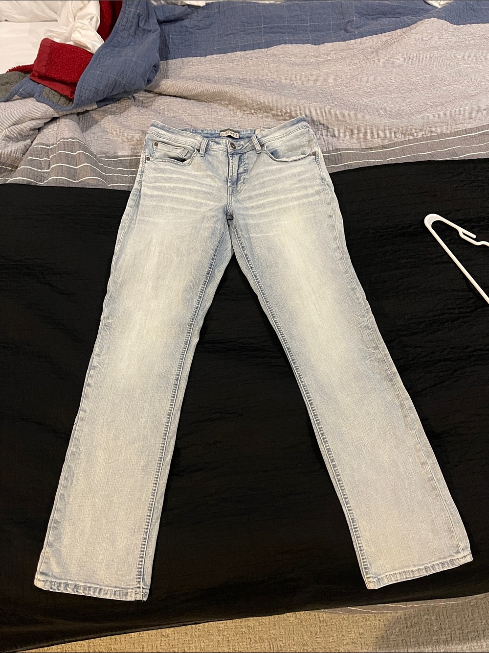 Men's Slim Straight Jeans — Light Wash Blue